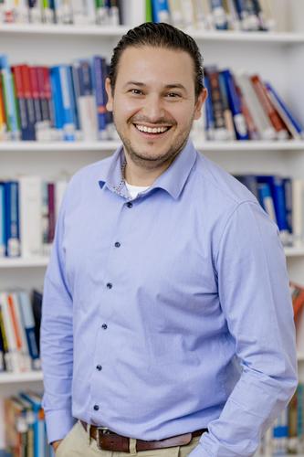 Medium martin we el portrait